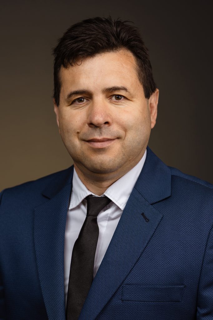 Szentes László